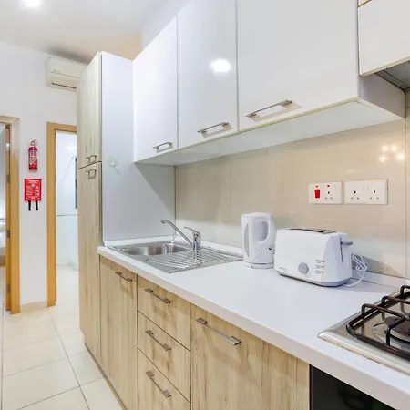 Appartement Modern 1br With Private Balcony In St Julians By 360 Estates San Ġiljan
