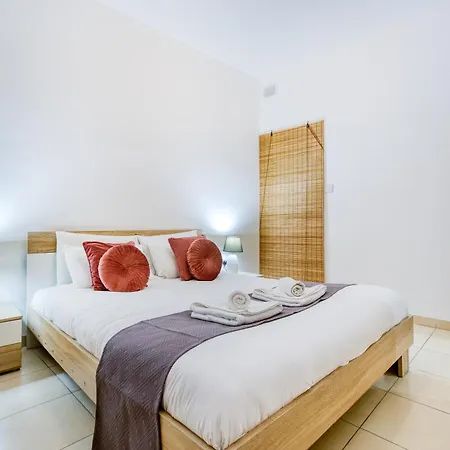Modern 1br With Private Balcony In St Julians By 360 Estates Apartamento St. Julian's